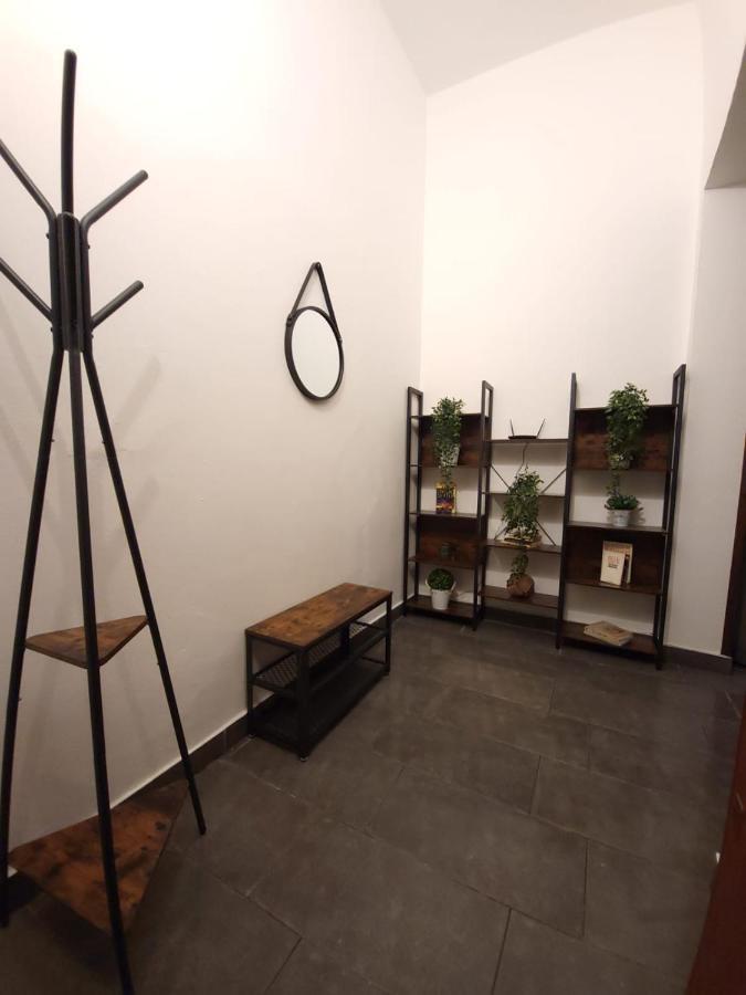 Giovenchi'S Apartment ปาแลร์โม ภายนอก รูปภาพ